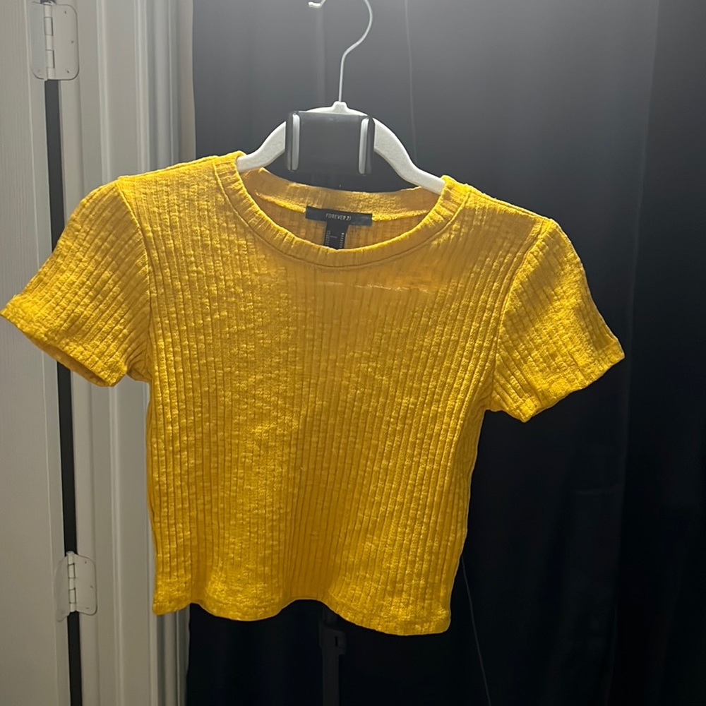 Forever 21 t-shirt